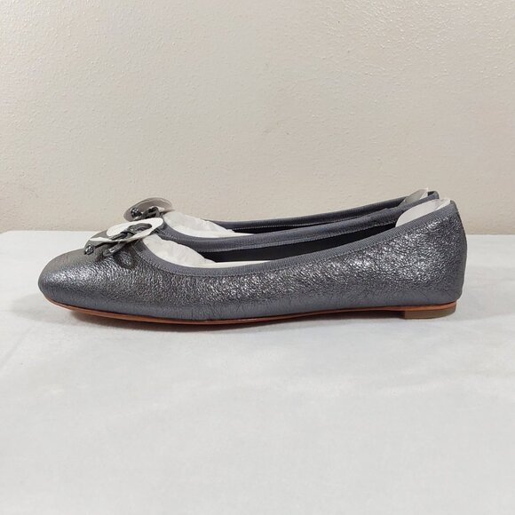 NIB Coach Flatiron Leather Ballet Flat in Metallic Gunmetal w Bow & Charm - 8 - Picture 5 of 13